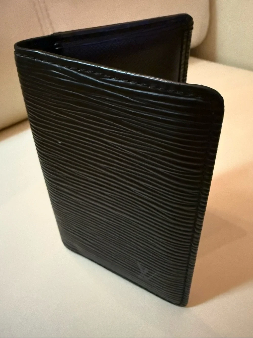 Louis Vuitton Black EPI Textured Leather Card Holder